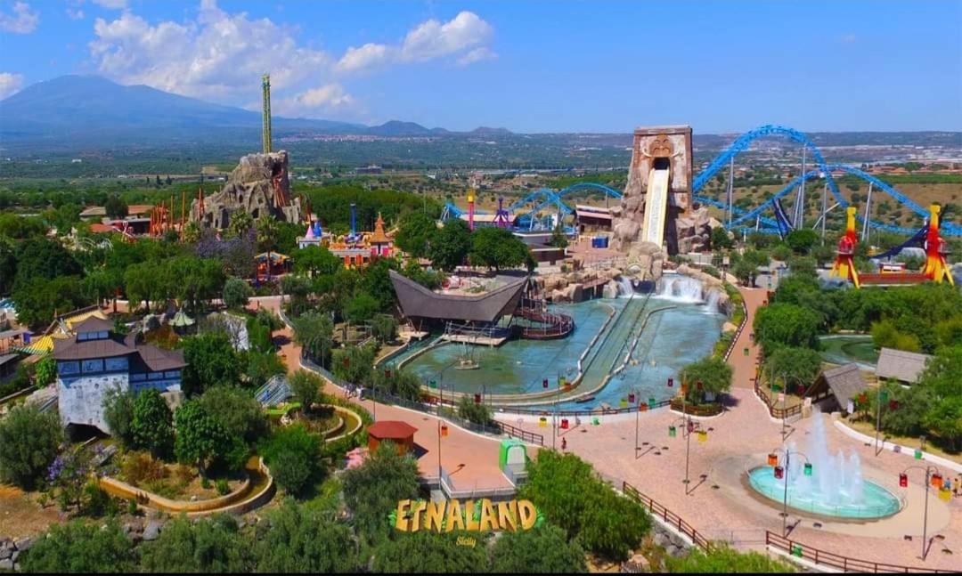 Sunset Valley Village Motta Sant' Anastasia Ngoại thất bức ảnh